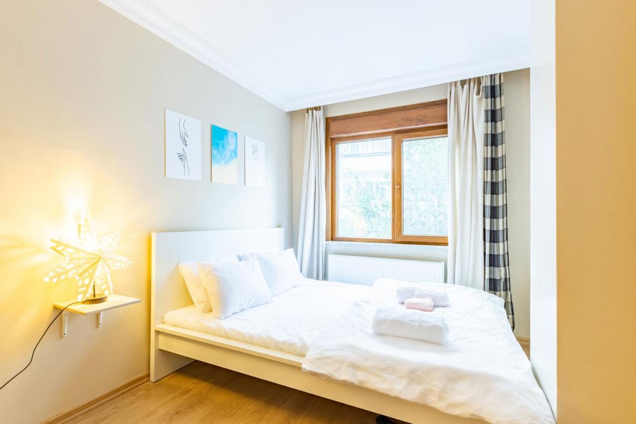 Bright Apartament